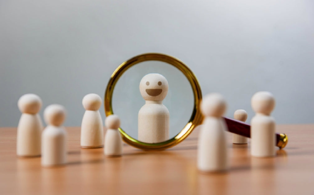 STOP HIDING IN THE BACK ROW: HOW TO BUILD A LEADERSHIP PERSONALITY PEOPLE ACTUALLY WANT TO FOLLOW