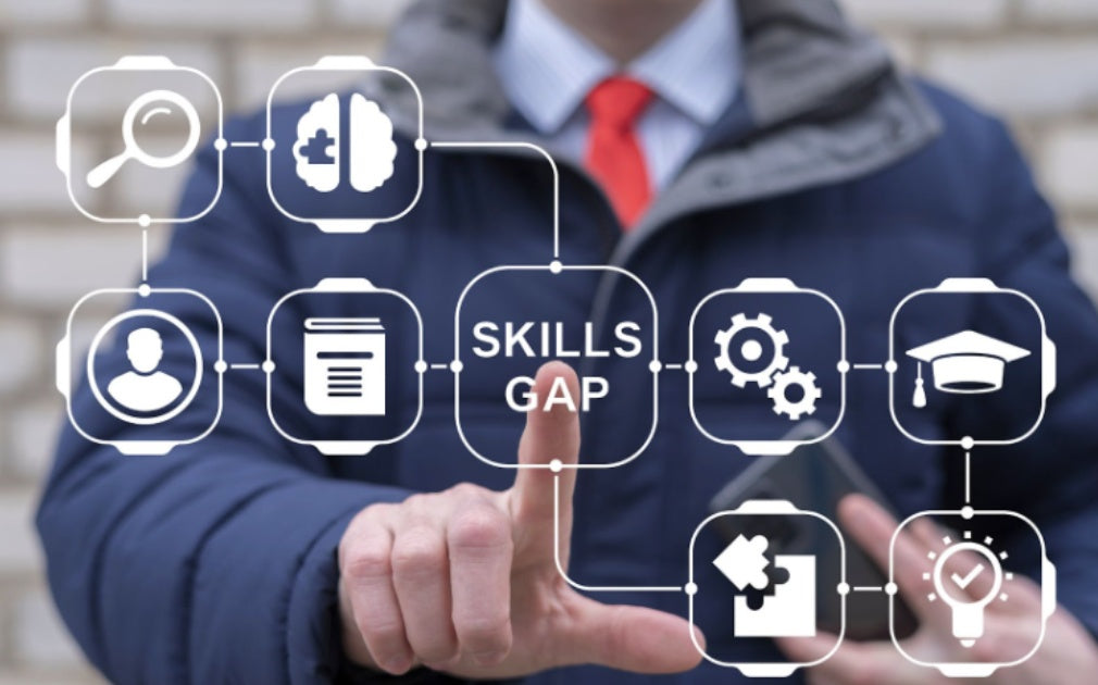CRISIS POINT: Australian Graduates "Not Work-Ready" – A Blended Solution for 2025's Skills Gap